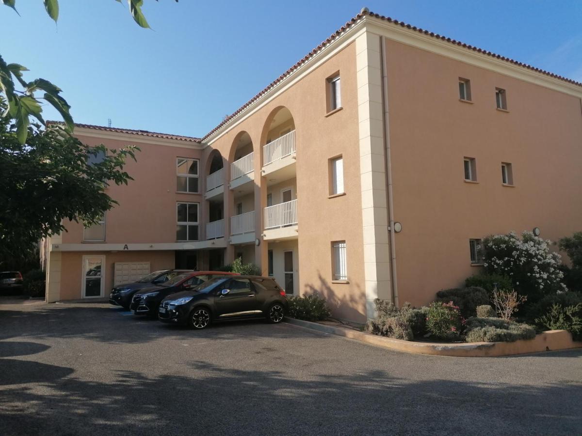 Appartement Résidence Les Eucalyptus LʼÎle-Rousse Extérieur photo